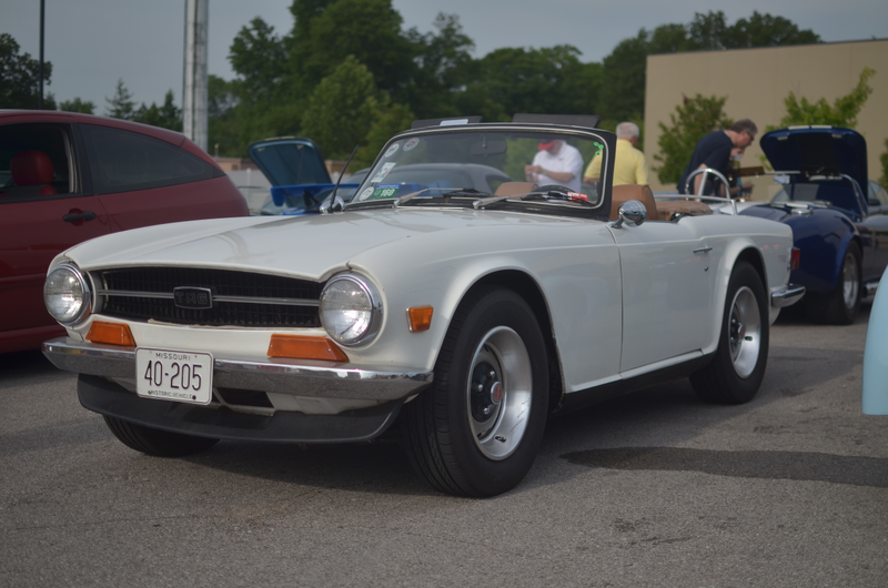 Illustration for article titled St. Louis Cars and Coffee photo dump